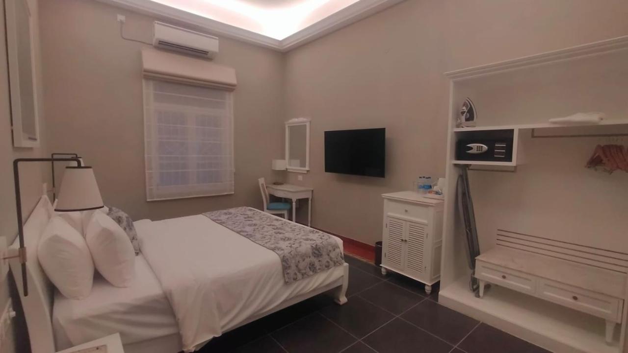 Deluxe King Room,1333515119:JPEG